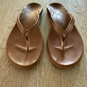 OluKai Brown Leather Sandals/Flip Flops with Comfort Footbed
